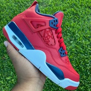 Jordan 4 Fiba